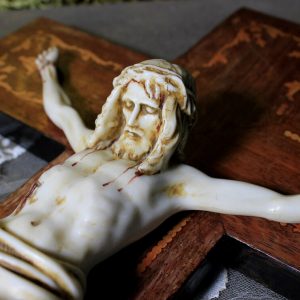 Antiguo Crucifijo, Cruz Madera, Crucifijo Alabastro, Arte Funerario, Crucifijo Mármol