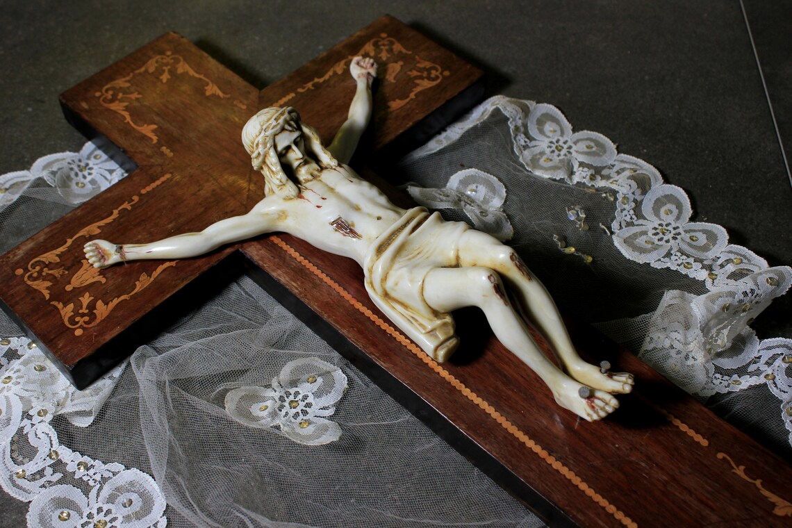 Antiguo Crucifijo, Cruz Madera, Crucifijo Alabastro, Arte Funerario, Crucifijo Mármol - Imagen 3