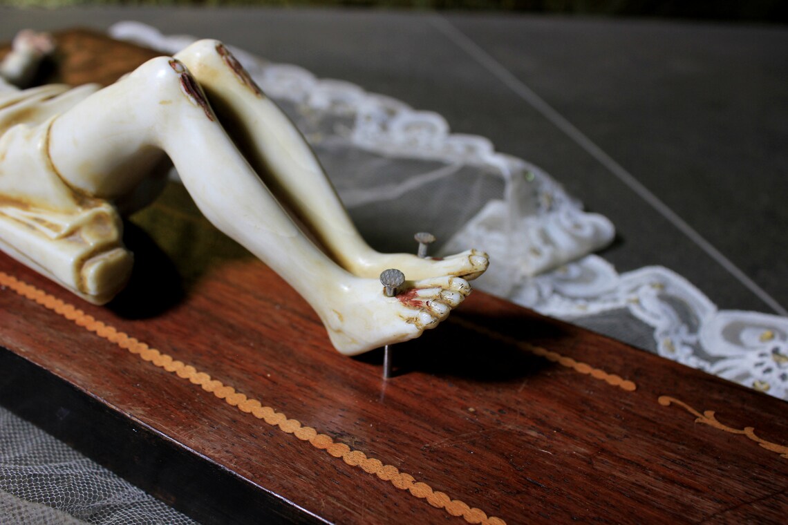 Antiguo Crucifijo, Cruz Madera, Crucifijo Alabastro, Arte Funerario, Crucifijo Mármol - Imagen 9