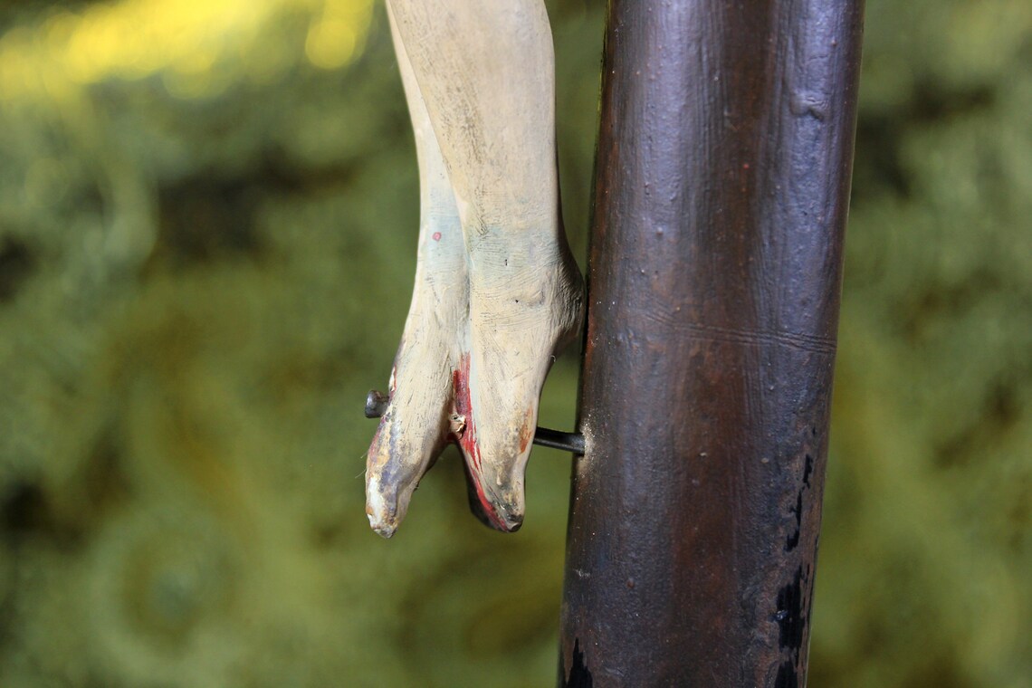 Crucifijo Madera, Talla Cristo, Antiguo Cristo Madera Policromado, Antigua Cruz de Mesa - Imagen 9