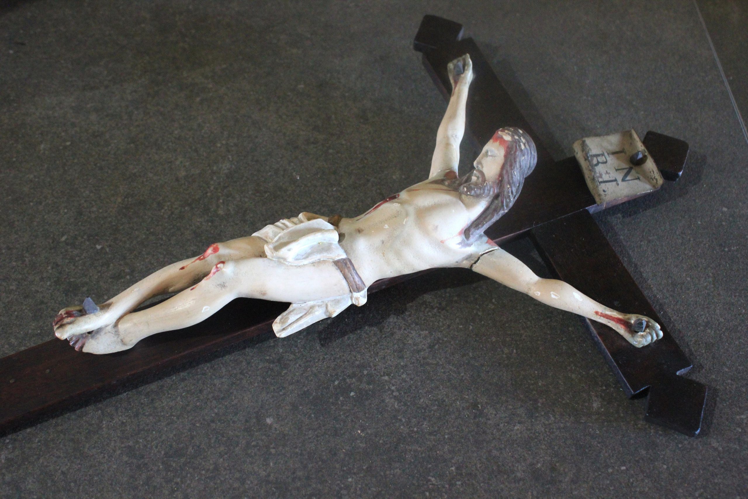 Crucifijo de Talla de Madera, Antiguo Crucifijo, Crucifijo Talla, Estucado y Policromado, Crucifijo de Pared, Cruz Madera - Imagen 2