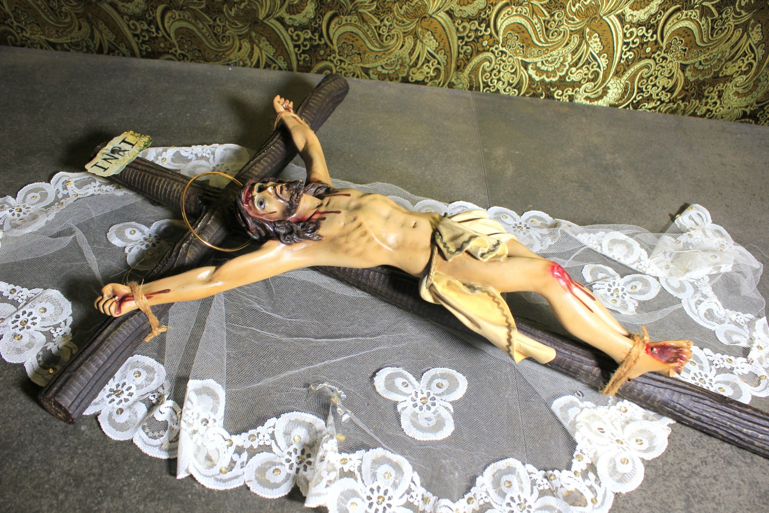 Gran Crucifijo de Cristo, Antiguo Crucifijo Escayola, Antigua Cruz Madera, Crucifijo Español, Crucifijo Cristiano, Ojos de Cristal - Imagen 4