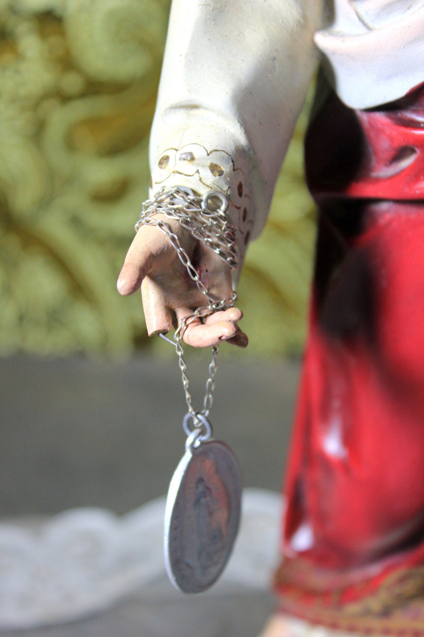 Escultura Sagrado Corazón Jesús, Escultura de Jesús 44cm, Sagrado Corazón, Figura de Jesús, Escultura Escayola Jesús, Ojos de Cristal, Olot. - Imagen 10