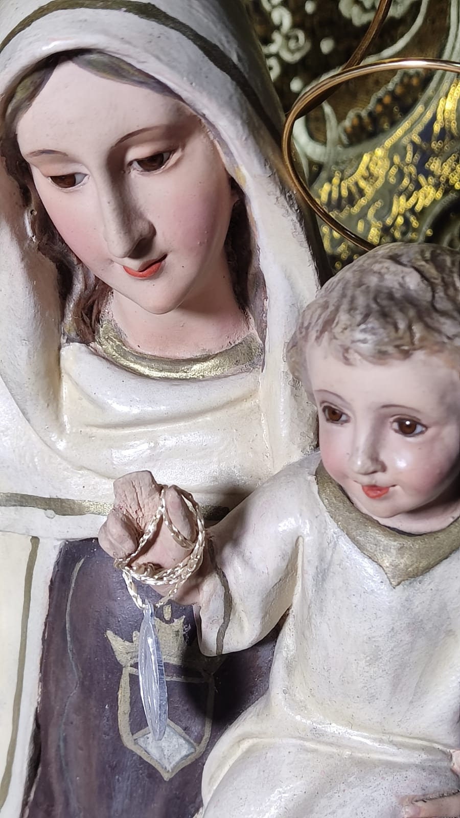 Estatua Virgen y Niño, Antigua Virgen del Carmen, Escultura Virgen, Virgen Carmen, Estatua Nuestra Señora, Estatua Madonna, Ojos Cristal - Imagen 3