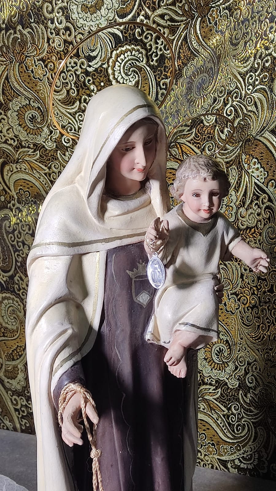 Estatua Virgen y Niño, Antigua Virgen del Carmen, Escultura Virgen, Virgen Carmen, Estatua Nuestra Señora, Estatua Madonna, Ojos Cristal - Imagen 4