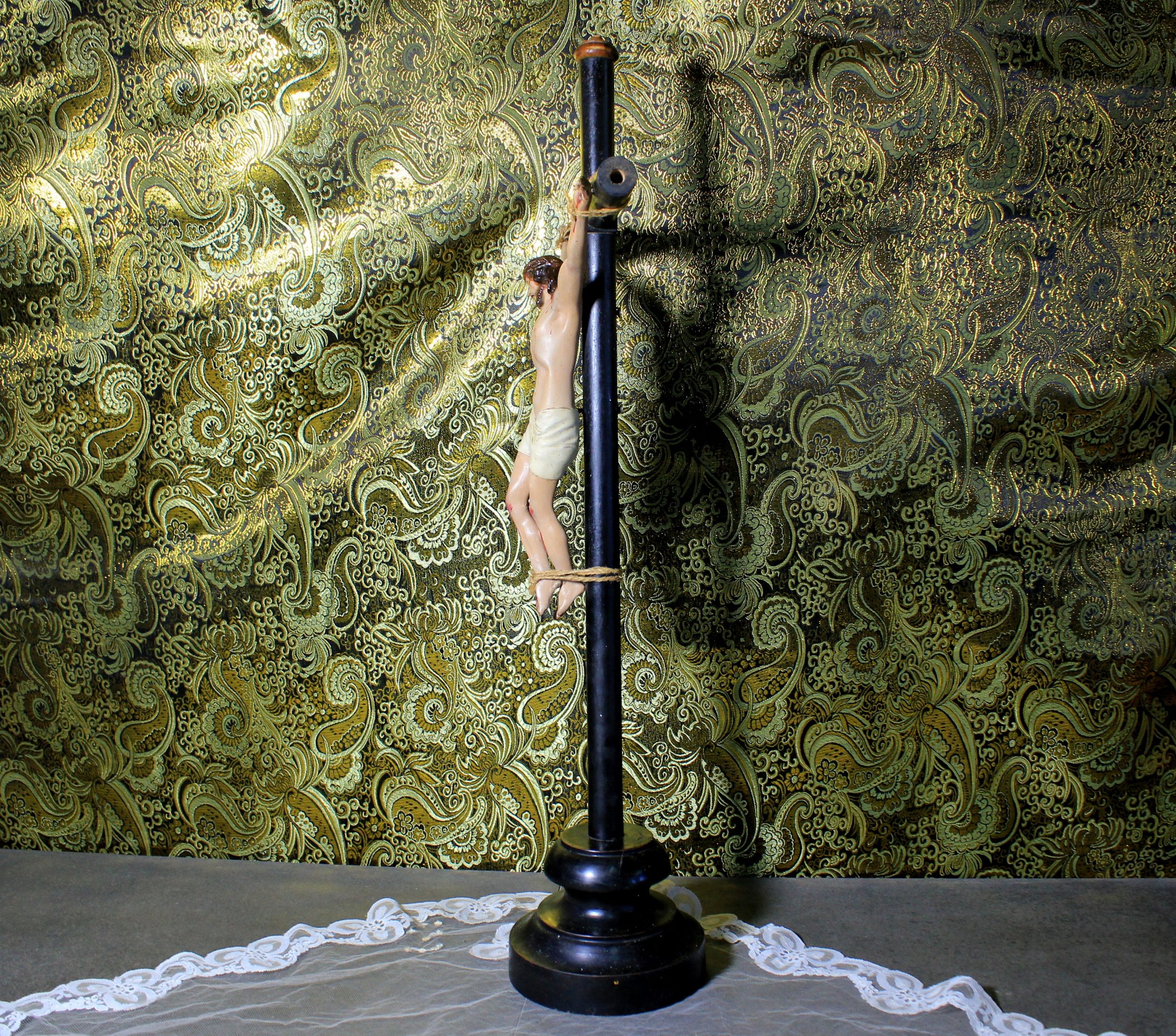 Antiguo Crucifijo, Cruz con Peana, Crucifijo de sobremesa, Crucifijo Escayola, Antigua Cruz Madera - Imagen 9