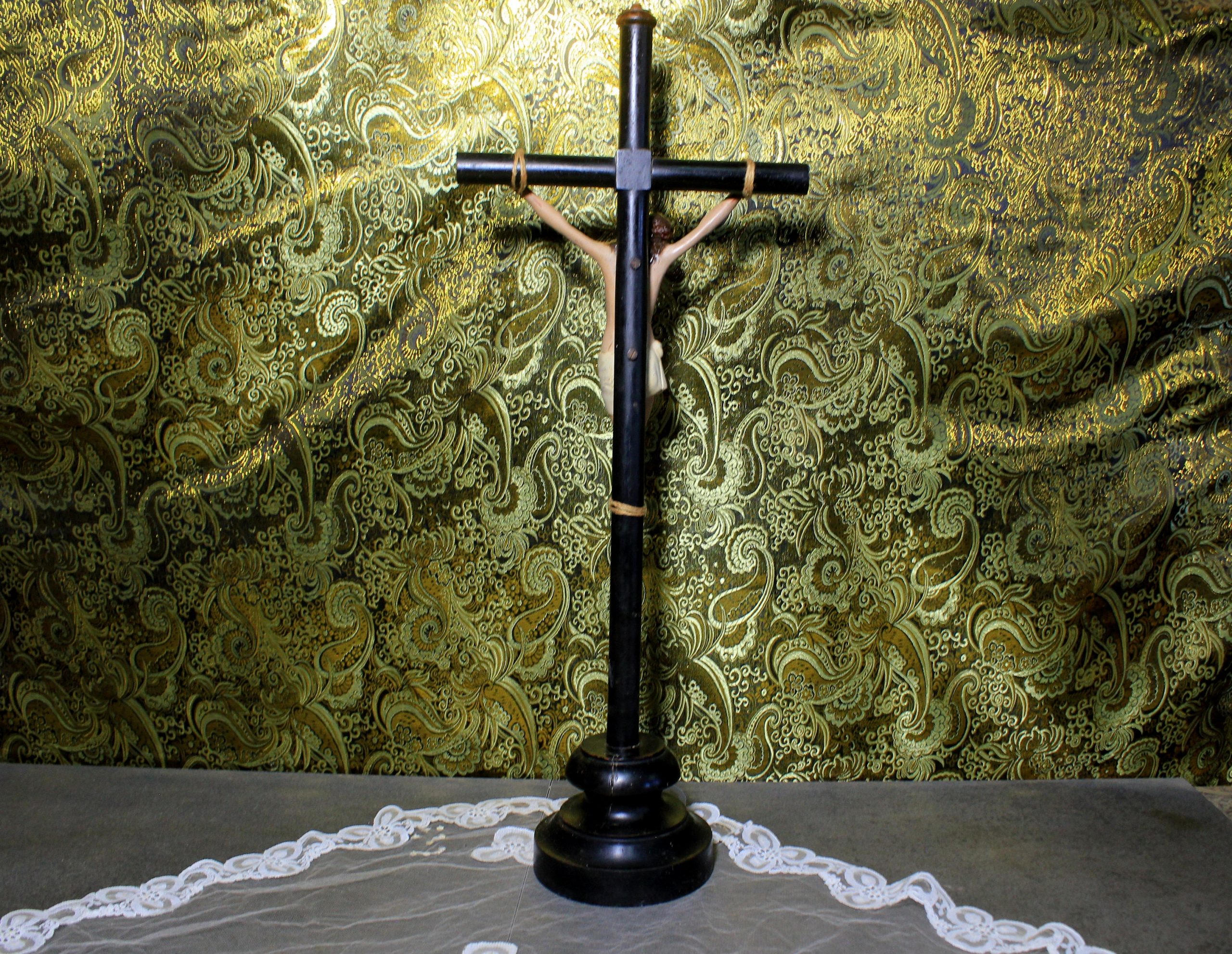 Antiguo Crucifijo, Cruz con Peana, Crucifijo de sobremesa, Crucifijo Escayola, Antigua Cruz Madera - Imagen 4