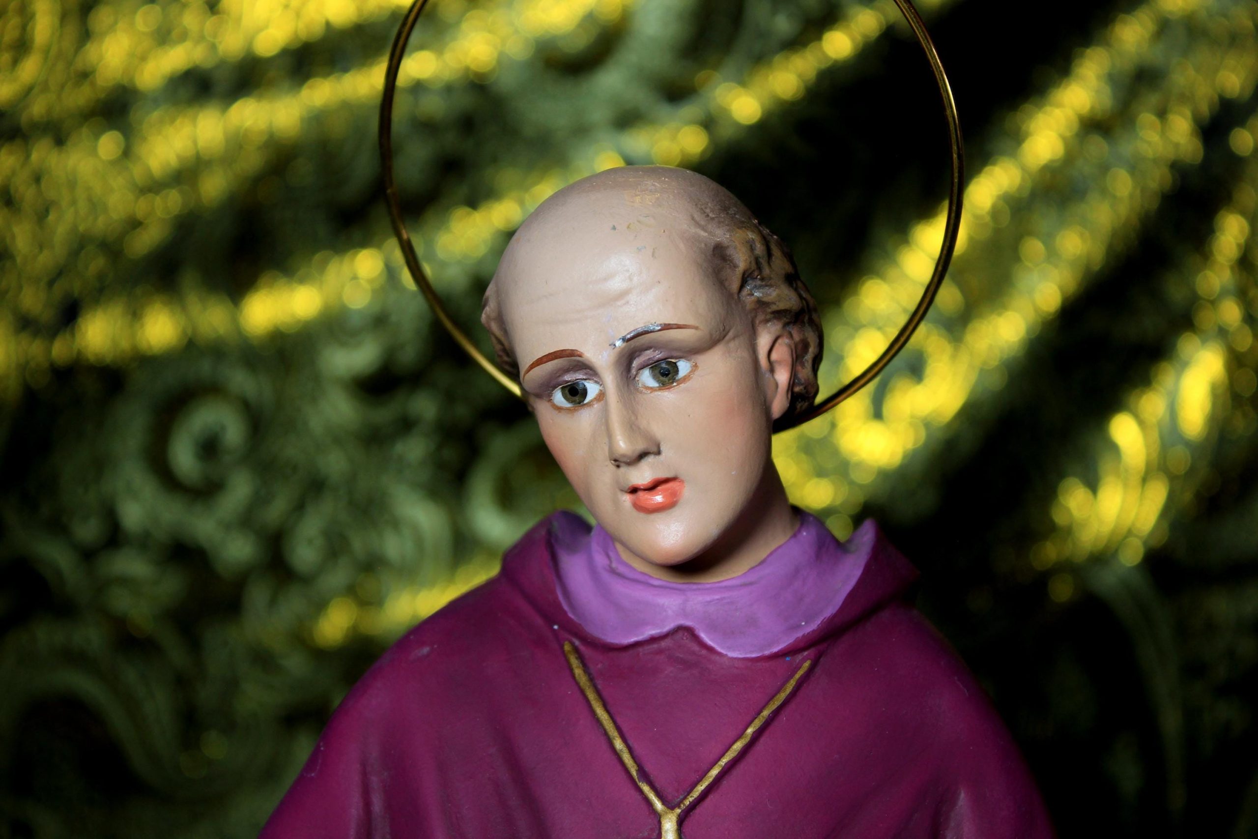 San Carlos Borromeo, Santo 46 cm, Escultura Santo Olot, Estatua Escayola Cataluña, Estatua Santo, Base Madera, Escultura Ojos Cristal. - Imagen 7